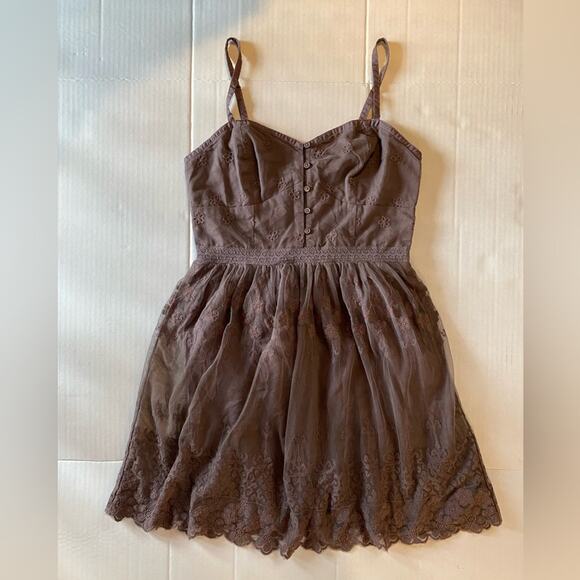 American Eagle Outfitters Dresses & Skirts - American Eagle Outfitters Dress Adjustable Straps Eyelet Lace Bodice Size SP